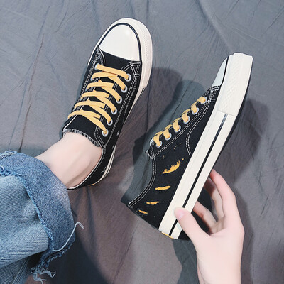 Mens Shoes Summer Casual Canvas Board Shoes Korean Autumn Cloth Shoes Low Upper Moisture Shoes
Mens Shoes Summer Casual Canvas Board Shoes Korean Autumn Cloth Shoes Low Upper Moisture Shoes