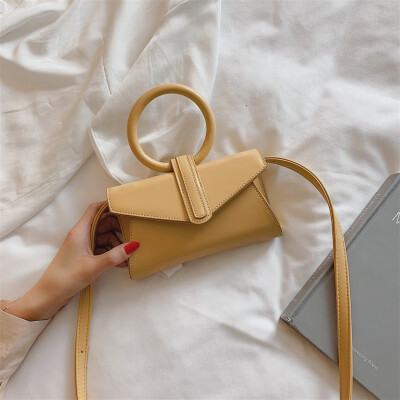 Belt Bag New Small Handbag Women 2019 Ring Tote Bags Ins Simple Retro PU Fashion Female Messenger Waist Bags Lady Funny Pack
Belt Bag New Small Handbag Women 2019 Ring Tote Bags Ins Simple Retro PU Fashion Female Messenger Waist Bags Lady Funny Pack