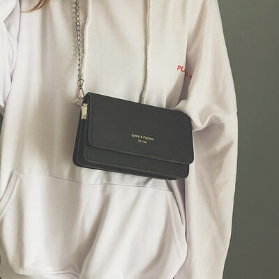 Bag female 2019 new wave Korean version of the matte small square bag wild retro chic chain shoulder Messenger bag
Bag female 2019 new wave Korean version of the matte small square bag wild retro chic chain shoulder Messenger bag