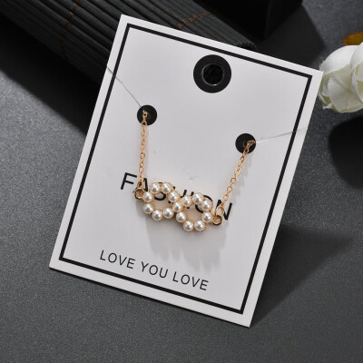 Golden Round Imitation Pearl Pendant Necklace Female Simple Necklace Cardboard Packaging Fashion Sweet Temperament Wedding Party
Golden Round Imitation Pearl Pendant Necklace Female Simple Necklace Cardboard Packaging Fashion Sweet Temperament Wedding Party