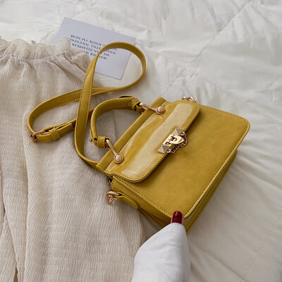 Ins European&American fashion simple retro handbag 2019 new high-grade air single shoulder oblique bag tide
Ins European&American fashion simple retro handbag 2019 new high-grade air single shoulder oblique bag tide