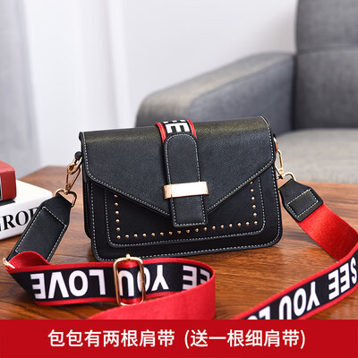 Baggage girl fashion small square bag oblique dragging small bag rivet mother broadband network Hongins overwhelming
Baggage girl fashion small square bag oblique dragging small bag rivet mother broadband network Hongins overwhelming