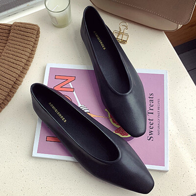 Small leather shoes womens work shoes hotel professional commuter shoes slim heels high heels bank shoes shallow opening
Small leather shoes womens work shoes hotel professional commuter shoes slim heels high heels bank shoes shallow opening