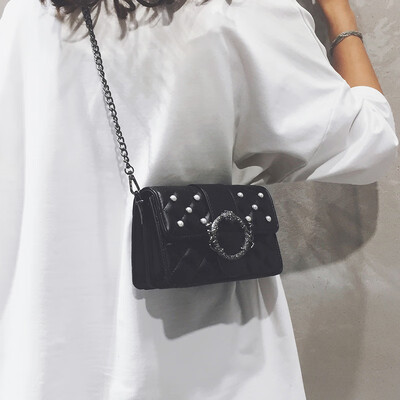 Net red bag female 2019 new ins super fire texture wild Messenger bag fashion small fragrance rhombic chain bag
Net red bag female 2019 new ins super fire texture wild Messenger bag fashion small fragrance rhombic chain bag
