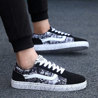 Korean version of the trend of mens shoes wild casual canvas shoes shoes mens breathable shoes shoes tide shoes
Korean version of the trend of mens shoes wild casual canvas shoes shoes mens breathable shoes shoes tide shoes