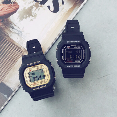 Ins watch female high school students electronic watch square waterproof boys&girls couples watch a pair
Ins watch female high school students electronic watch square waterproof boys&girls couples watch a pair