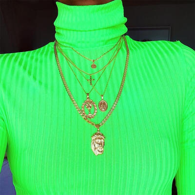 Vintage Female Necklaces Disc Cross Jesus Virgin Mary Portrait Pendant Multilayer Gold Necklace Set Lady Dance Party Accessories
Vintage Female Necklaces Disc Cross Jesus Virgin Mary Portrait Pendant Multilayer Gold Necklace Set Lady Dance Party Accessories