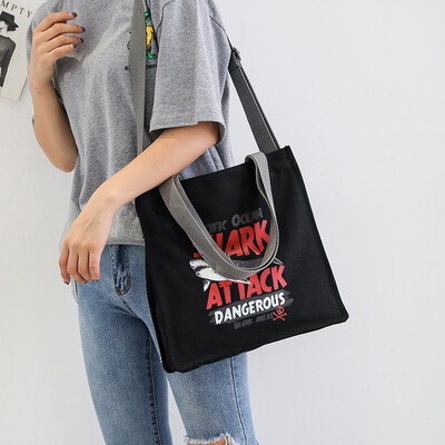 Sesame Street slanted bag female canvas bag Korean version of large capacity single shoulder bag female student ins wind master ul
Sesame Street slanted bag female canvas bag Korean version of large capacity single shoulder bag female student ins wind master ul