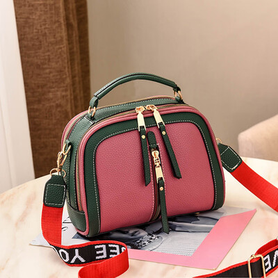 Individual girl Autumn Korean version Chao Baitao oblique bag lady fashion Single Shoulder Handbag broadband bag small square bag
Individual girl Autumn Korean version Chao Baitao oblique bag lady fashion Single Shoulder Handbag broadband bag small square bag