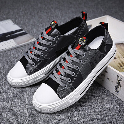Summer shoes mens casual canvas tide shoes net red shoes wild breathable youth shoes Korean version of the trend of mens shoes
Summer shoes mens casual canvas tide shoes net red shoes wild breathable youth shoes Korean version of the trend of mens shoes