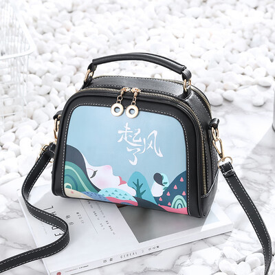 Womens new Korean fashion Joker ladies personality explosions girl shoulder Messenger bag
Womens new Korean fashion Joker ladies personality explosions girl shoulder Messenger bag