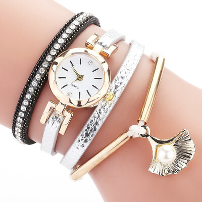 Duoya brand ladies circle table shell pearl fashion casual diamond PU watch