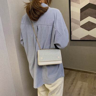 Tailored Womens new fashion small square bag wild chain shoulder Messenger bag 
Tailored Womens new fashion small square bag wild chain shoulder Messenger bag