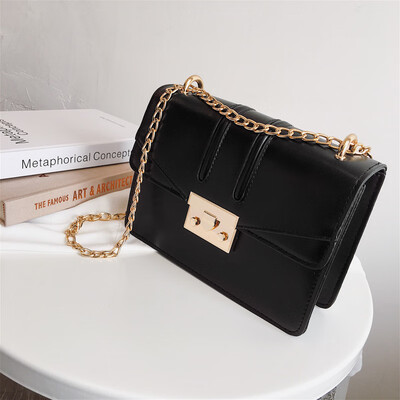 Qiao Bani 2019 new European&American style fashion simple solid color lock flip cover bag shoulder diagonal trend handbags
Qiao Bani 2019 new European&American style fashion simple solid color lock flip cover bag shoulder diagonal trend handbags