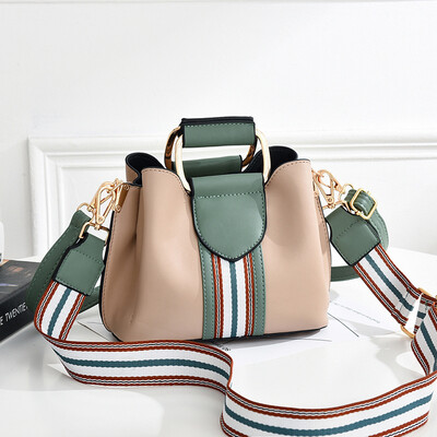 Womens Large-capacity Bag Summer Korean Version Fashion Baitao Broadband Slant Bag Womens One-shoulder Bag
Womens Large-capacity Bag Summer Korean Version Fashion Baitao Broadband Slant Bag Womens One-shoulder Bag