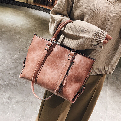 2018 New Women Bag Designer Vintage Pu Leather Large Women Messenger Bags Designer High Quality Casual Shoulder Tote Bag
2018 New Women Bag Designer Vintage Pu Leather Large Women Messenger Bags Designer High Quality Casual Shoulder Tote Bag