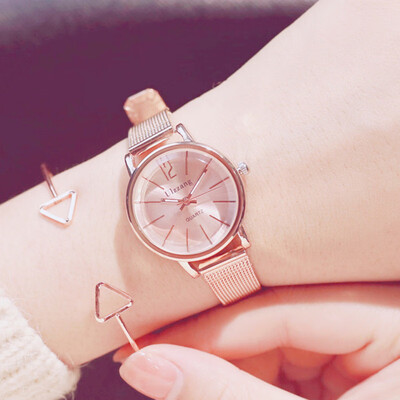 Chic wind watch female Korean version of simple literature retro ulzzang female students small fresh ins
Chic wind watch female Korean version of simple literature retro ulzzang female students small fresh ins