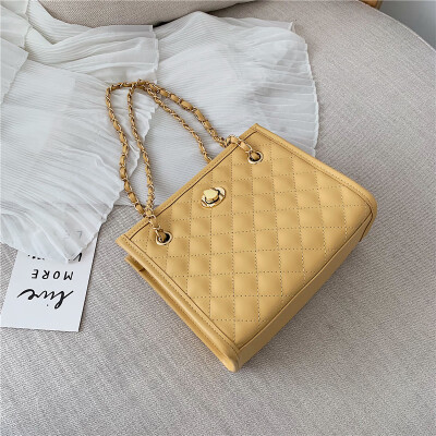 Tide Korean Joker bag summer fashion Tote womens bag new 2019 diamond chain bag ins Messenger bag
Tide Korean Joker bag summer fashion Tote womens bag new 2019 diamond chain bag ins Messenger bag