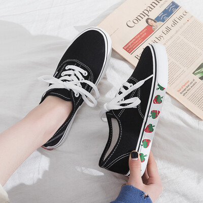 Summer strawberry canvas shoes female shoes students Korean version of small black shoes spring 2019 new casual board shoes tide
Summer strawberry canvas shoes female shoes students Korean version of small black shoes spring 2019 new casual board shoes tide