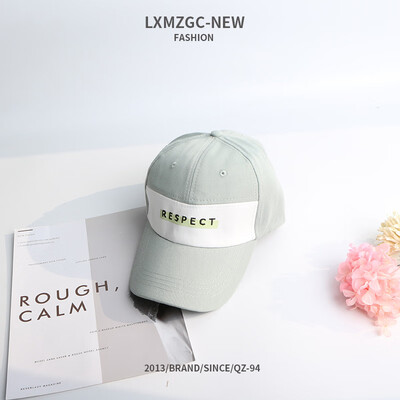 Ladies summer small fresh outdoor sun hat Korean version of the new baseball cap letter embroidery seven-piece cap
Ladies summer small fresh outdoor sun hat Korean version of the new baseball cap letter embroidery seven-piece cap