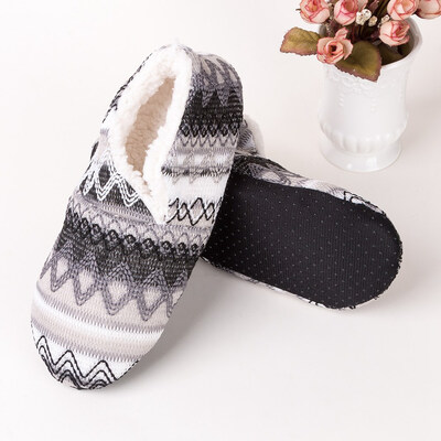 Ladies Plush Slipper Socks With Embossed Design Wool Shoe Cover Floor Socks 
Ladies Plush Slipper Socks With Embossed Design Wool Shoe Cover Floor Socks