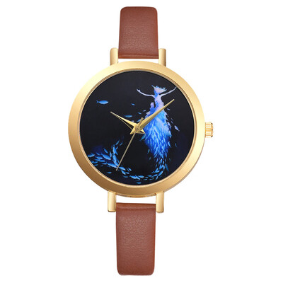 Womens Watches Simple Creative Disc Ladies Quartz Movement Wristwatch Solid Color Leather Strap Clock Casual Montre Femme
Womens Watches Simple Creative Disc Ladies Quartz Movement Wristwatch Solid Color Leather Strap Clock Casual Montre Femme