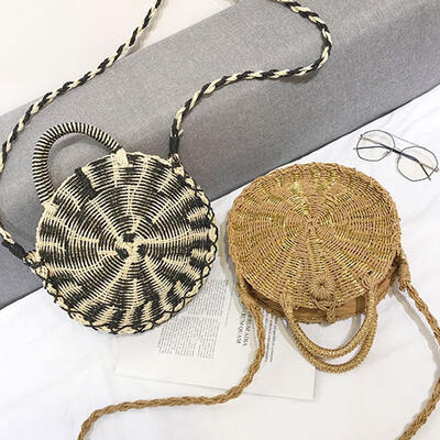 Handbags Round Straw Beach Bag Summer Mini Vintage Handmade Girls Circle Rattan Bohemian Bag
Handbags Round Straw Beach Bag Summer Mini Vintage Handmade Girls Circle Rattan Bohemian Bag