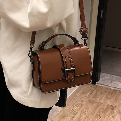 Shoulder bag handbag 2019 new solid color small square bag simple fashion wild ins super fire portable Messenger bag
Shoulder bag handbag 2019 new solid color small square bag simple fashion wild ins super fire portable Messenger bag