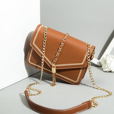 New texture ladies with one shoulder slanting Korean version of INS fashion chain bags in summer 
New texture ladies with one shoulder slanting Korean version of INS fashion chain bags in summer