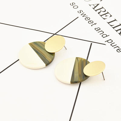 Korean New Round Earrings Resin Black White Acetic Acid Dangle Drop Earrings For Women Statement Earings Fashion Jewelry 2019
Korean New Round Earrings Resin Black White Acetic Acid Dangle Drop Earrings For Women Statement Earings Fashion Jewelry 2019