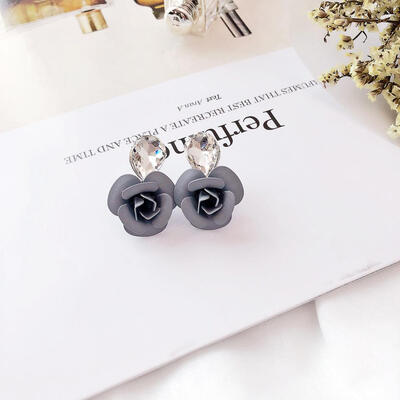 new Arrival Fashion Trendy Plant Women Dangle Earrings Korean Crystal Three-dimensional Flower Earrings Wholesale For Female
new Arrival Fashion Trendy Plant Women Dangle Earrings Korean Crystal Three-dimensional Flower Earrings Wholesale For Female
