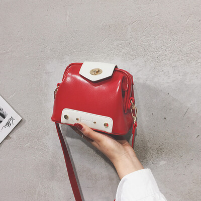 Ins super fire pack on the new small bag retro Sen shoulder bag handbags new 2019 wild girl Messenger bag
Ins super fire pack on the new small bag retro Sen shoulder bag handbags new 2019 wild girl Messenger bag