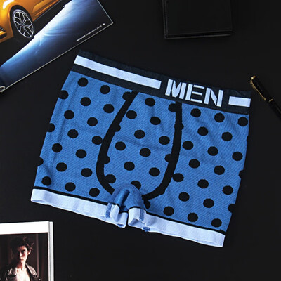 Breathable Mid-rise Mens Boxer Briefs Fashion Novel Skin-friendly Dot Pattern Underwear
Breathable Mid-rise Mens Boxer Briefs Fashion Novel Skin-friendly Dot Pattern Underwear