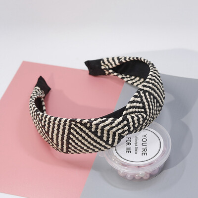 New Fashion Vintage Bow Knot Cross Hand-Woven Imitate Raffia Holiday Headband Headwear Accessories
New Fashion Vintage Bow Knot Cross Hand-Woven Imitate Raffia Holiday Headband Headwear Accessories
