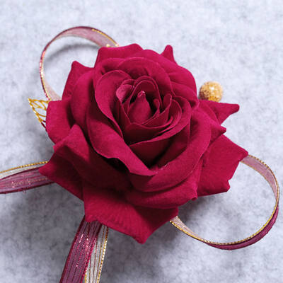 Artificial Flower Head with Clip Boutonniere Corsage Brooch with Pin Clip Wedding Decor for Grooms Groomsmen Bridal Bridesmaids
Artificial Flower Head with Clip Boutonniere Corsage Brooch with Pin Clip Wedding Decor for Grooms Groomsmen Bridal Bridesmaids
