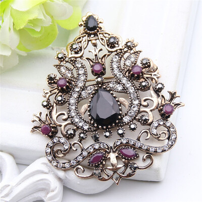 Ethnic Arabesque Flower Brooches Turkish Jewelry Women Retro Gold Color Water Drop Resin Rhinestone Broches Brooch Hijab Pin
Ethnic Arabesque Flower Brooches Turkish Jewelry Women Retro Gold Color Water Drop Resin Rhinestone Broches Brooch Hijab Pin