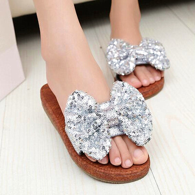 Summer womens casual wear flat flower slippers leather cowhide bow beach shoes handmade word big flower slippers shoes
Summer womens casual wear flat flower slippers leather cowhide bow beach shoes handmade word big flower slippers shoes