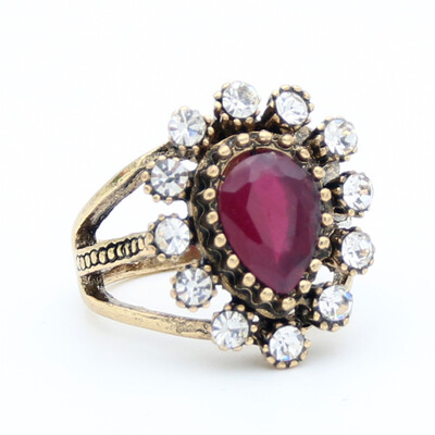 Exquisite Women Resin Water Drop Ring Antique Gold Color Hollow Broadside Flower Vintage Ring Arabia Bridal Wedding Jewelry
Exquisite Women Resin Water Drop Ring Antique Gold Color Hollow Broadside Flower Vintage Ring Arabia Bridal Wedding Jewelry
