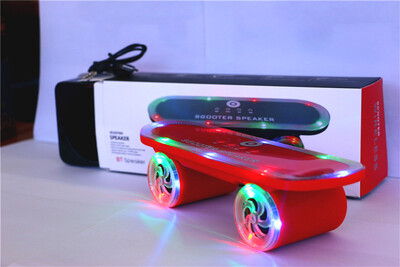 Новая идея с подсветкой Наружный Scooter Беспроводная Bluetooth-аудиокарта Динамики BT03LED Сабвуфер
Новая идея с подсветкой Наружный Scooter Беспроводная Bluetooth-аудиокарта Динамики BT03LED Сабвуфер