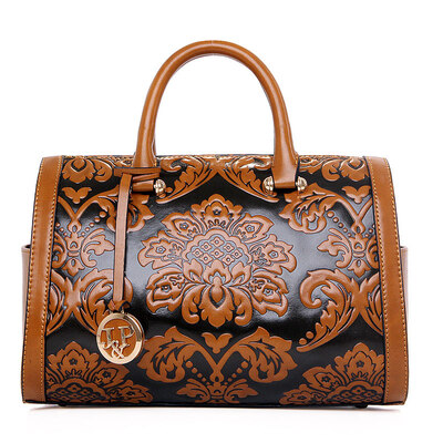 2016 New fashion women leather handbags bride shoulder tote bag high quality zipper female bag embossed Boston bag
2016 New fashion women leather handbags bride shoulder tote bag high quality zipper female bag embossed Boston bag