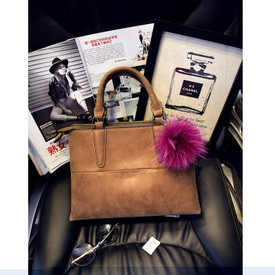 Fashion women shoulder bags small bag 2016 new leather handbag for women retro matte leather bag shell bag handbag tide hairballs
Fashion women shoulder bags small bag 2016 new leather handbag for women retro matte leather bag shell bag handbag tide hairballs