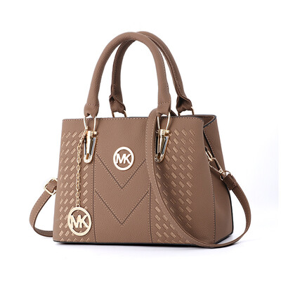SGARR PU Leather Women Bags Handbags Famous Brands Vintage Female Shoulder Messenger Bags Luxury Designer Casual Big Tote Bag
SGARR PU Leather Women Bags Handbags Famous Brands Vintage Female Shoulder Messenger Bags Luxury Designer Casual Big Tote Bag
