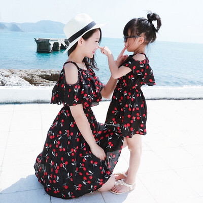 Family matching mother daughter mommy&me clothes family look girls korean clothing women summer dress vintage outfits wear
Family matching mother daughter mommy&me clothes family look girls korean clothing women summer dress vintage outfits wear