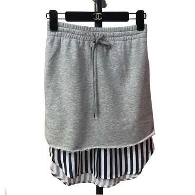 TONGFRUITS Fashion casual ladies long sleeved sweater with half skirt suit can separately sell casual wear stripes half skirt st
TONGFRUITS Fashion casual ladies long sleeved sweater with half skirt suit can separately sell casual wear stripes half skirt st