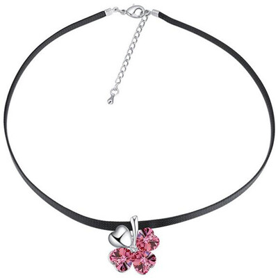 New Designs Love Heart Clover Necklaces Pendants For Best Friends Gift Crystals from Swa Elements Chain Necklace Jewelry 24882
New Designs Love Heart Clover Necklaces Pendants For Best Friends Gift Crystals from Swa Elements Chain Necklace Jewelry 24882