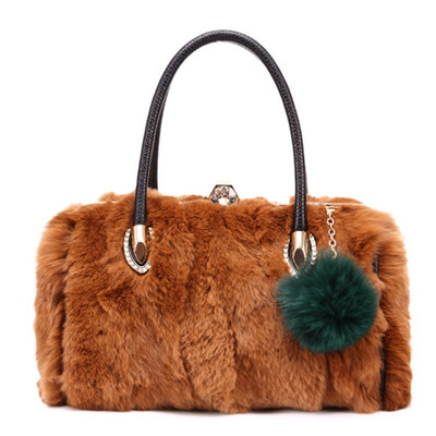 Female winter new real rabbit fur women small handbag fashion ladys shoulder Crossbody bag mini fur diamond messenger hand bags
Female winter new real rabbit fur women small handbag fashion ladys shoulder Crossbody bag mini fur diamond messenger hand bags