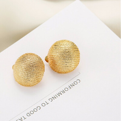 Geometric Round Clip Earrings No Ear Hole Metal Water Ripple Rounds Earrings Without Piercing Women Minimalist Jewelry
Geometric Round Clip Earrings No Ear Hole Metal Water Ripple Rounds Earrings Without Piercing Women Minimalist Jewelry