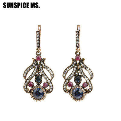 Vintage Turkish Women Flower Drop Earrings Antique Gold Color Resin Indian Ethnic Wedding Jewelry Dangle Hook Earrings 2018 New
Vintage Turkish Women Flower Drop Earrings Antique Gold Color Resin Indian Ethnic Wedding Jewelry Dangle Hook Earrings 2018 New