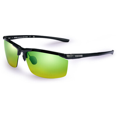 Wei Gou's (VEGOOS) 8068 polarized sunglasses male driver mirror driver men's sunglasses glasses frame color colorful blue
Wei Gou's (VEGOOS) 8068 polarized sunglasses male driver mirror driver men's sunglasses glasses frame color colorful blue