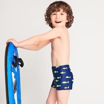 Yizi childrens swimwear boys swim trunks baby hot spring swimming trunks small childrens boxer shorts EZI18B020 Navy print 130cm
Yizi childrens swimwear boys swim trunks baby hot spring swimming trunks small childrens boxer shorts EZI18B020 Navy print 130cm